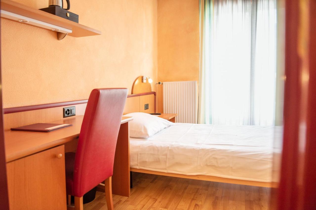 Al Giardinetto Hotel Biasca Ngoại thất bức ảnh